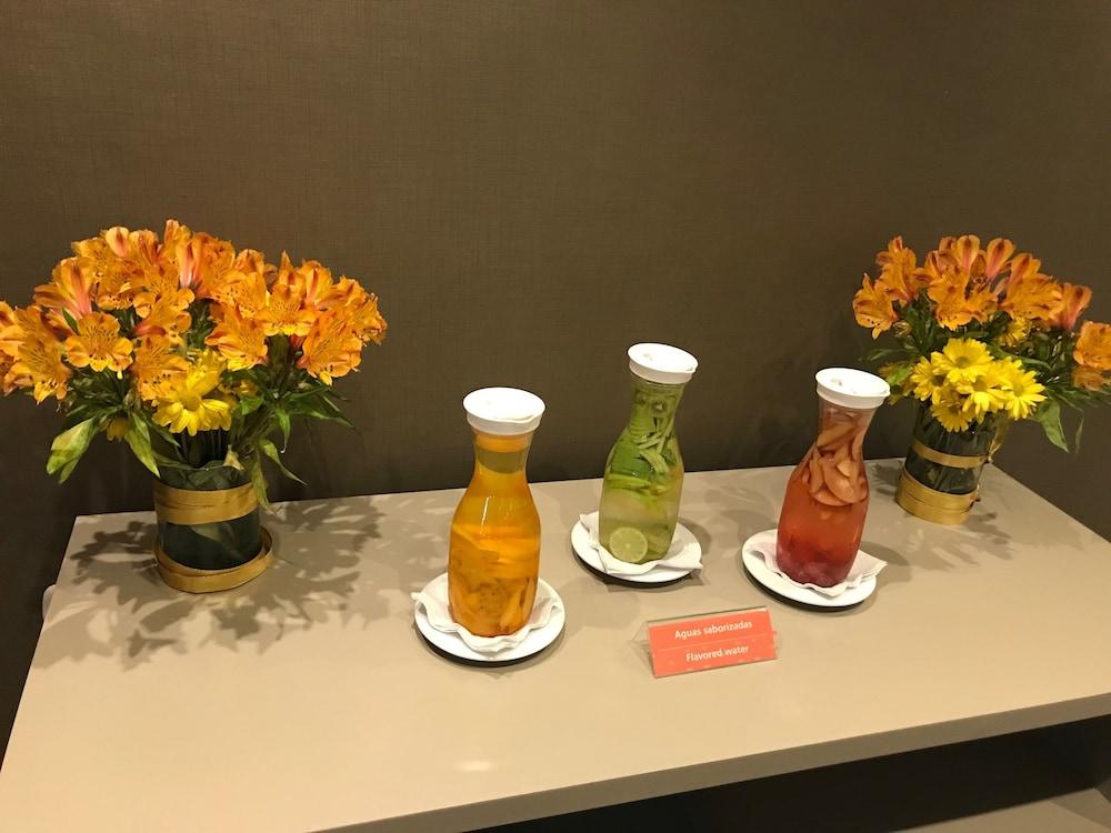 Hampton By Hilton Bogota Usaquen Kültér fotó