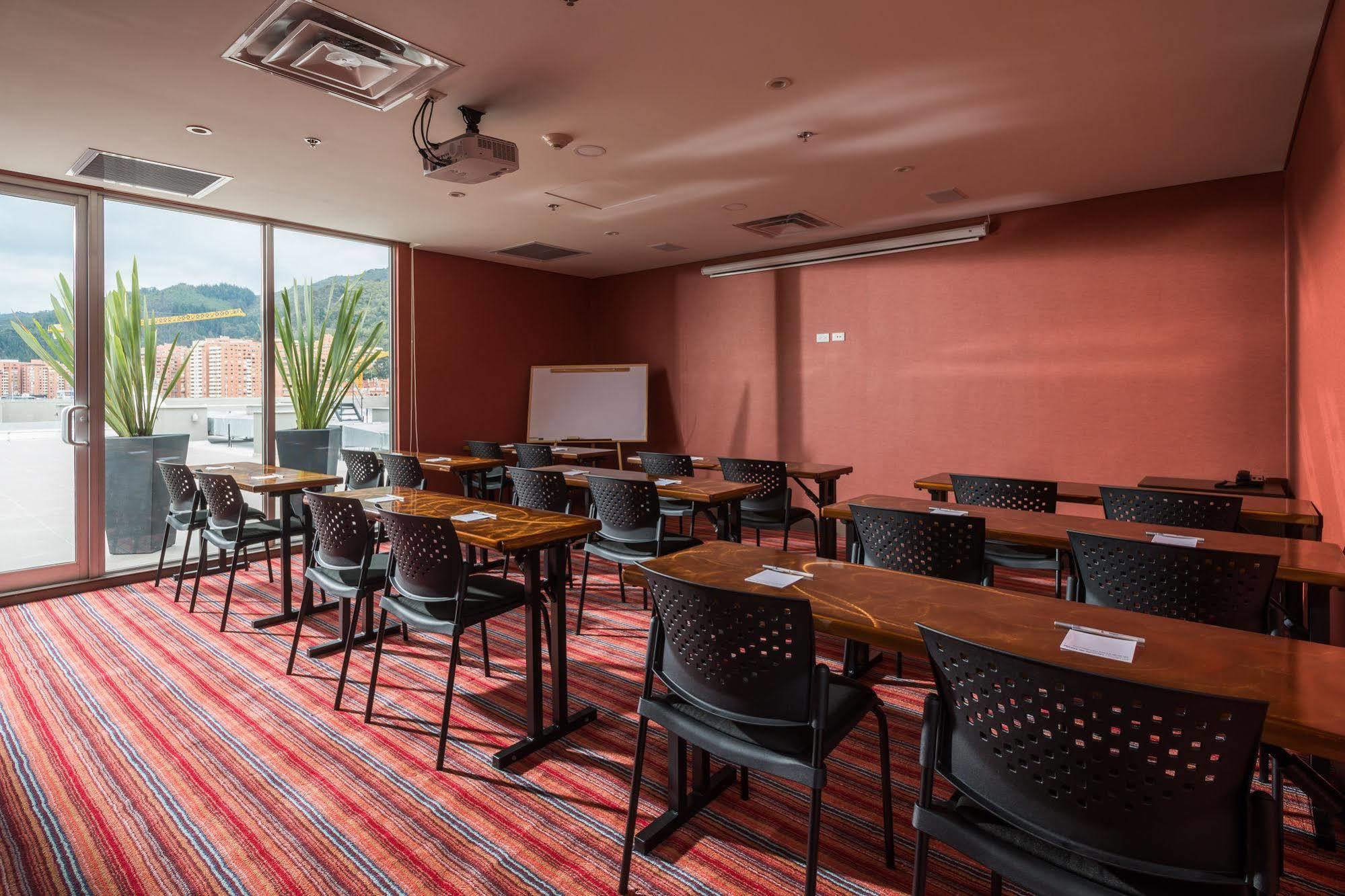 Hampton By Hilton Bogota Usaquen Kültér fotó
