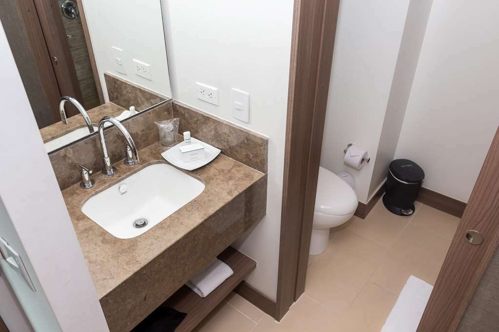 Hampton By Hilton Bogota Usaquen Szoba fotó